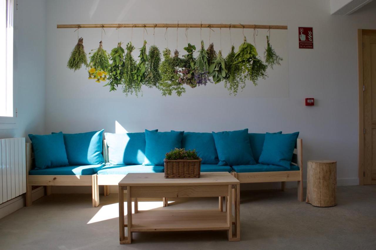 Entheos Hostel Lerin Екстериор снимка