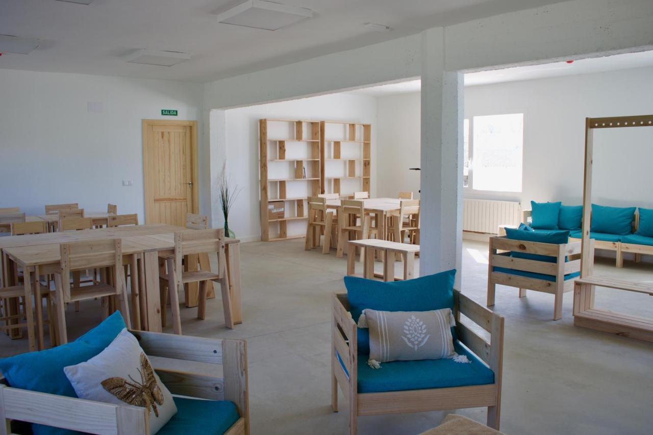 Entheos Hostel Lerin Екстериор снимка