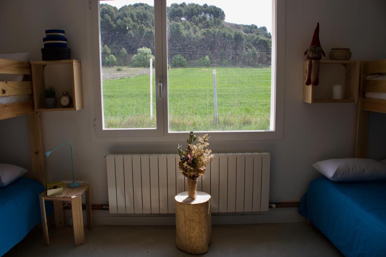 Entheos Hostel Lerin Екстериор снимка