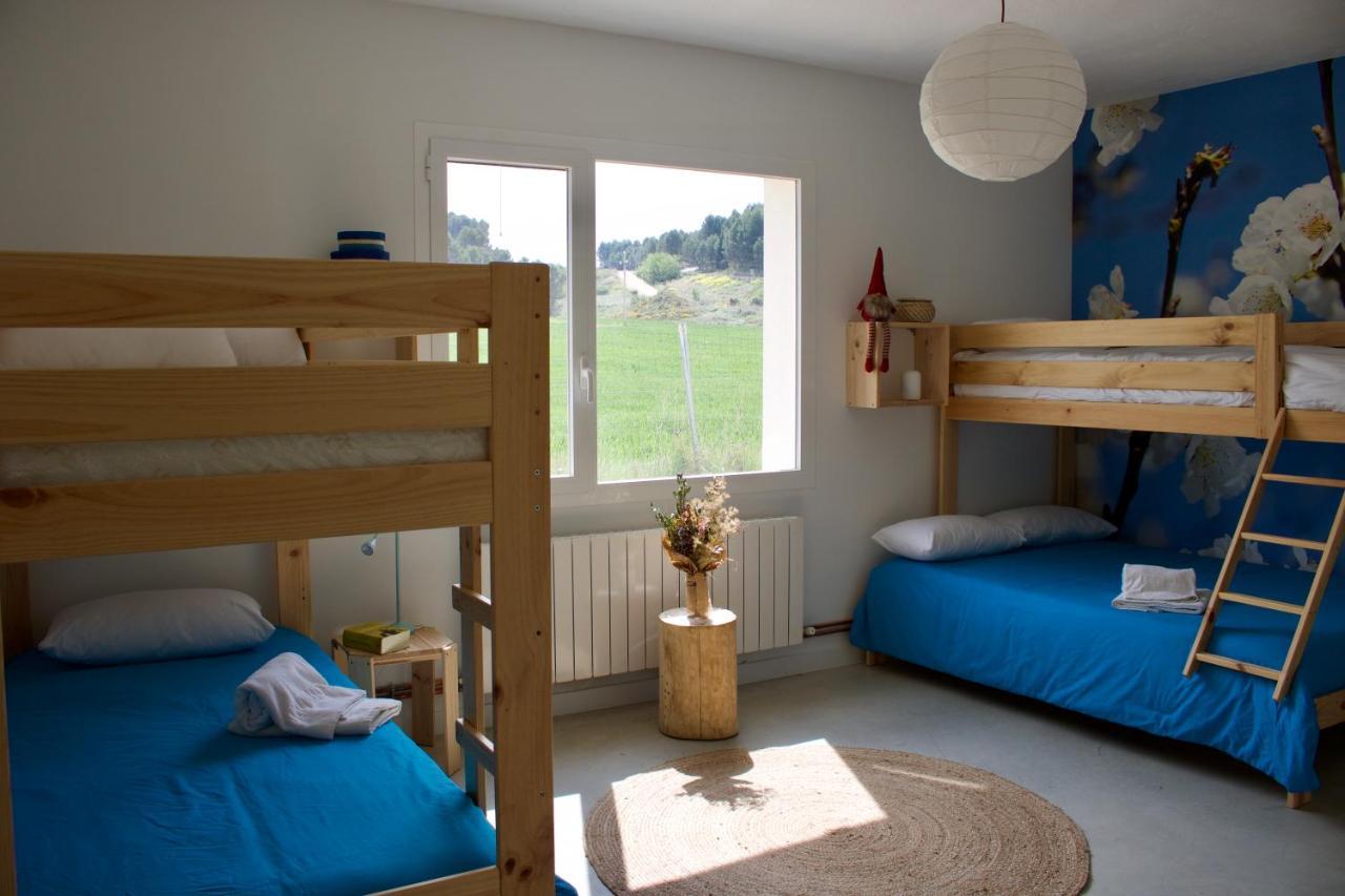 Entheos Hostel Lerin Екстериор снимка