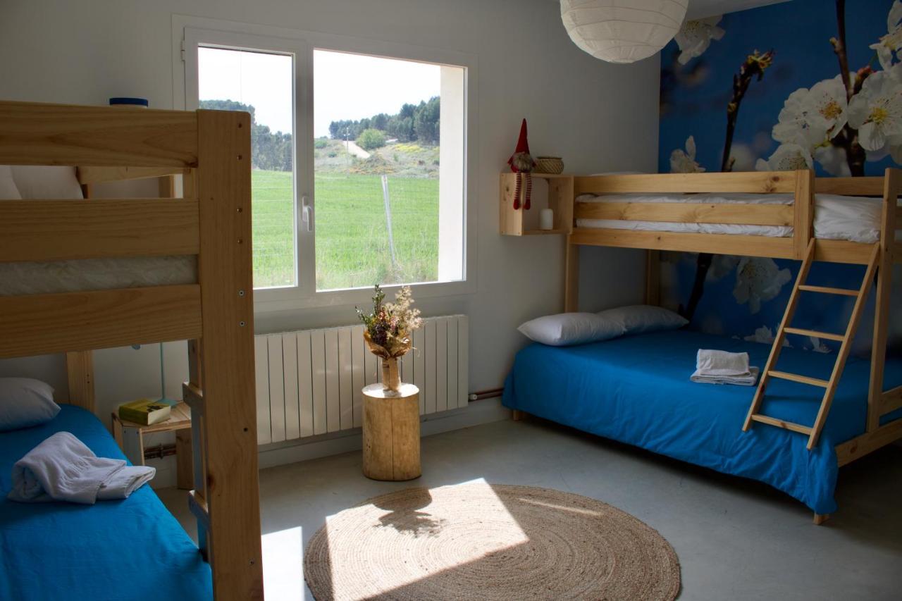 Entheos Hostel Lerin Екстериор снимка
