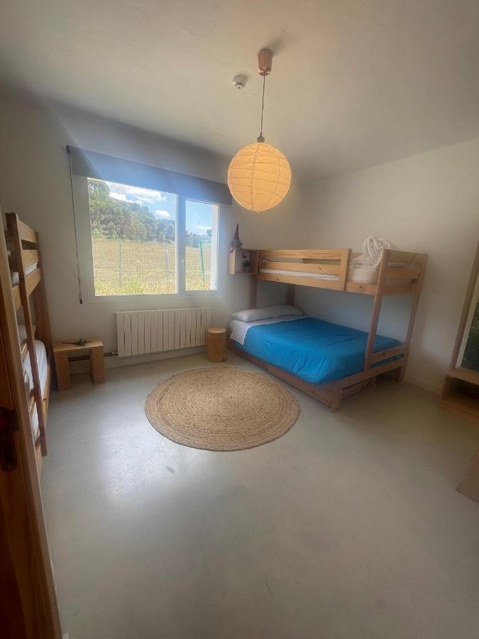 Entheos Hostel Lerin Екстериор снимка